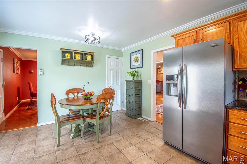 2025 Rurline Drive St. Louis, MO 63146 - Photo 31 of 92