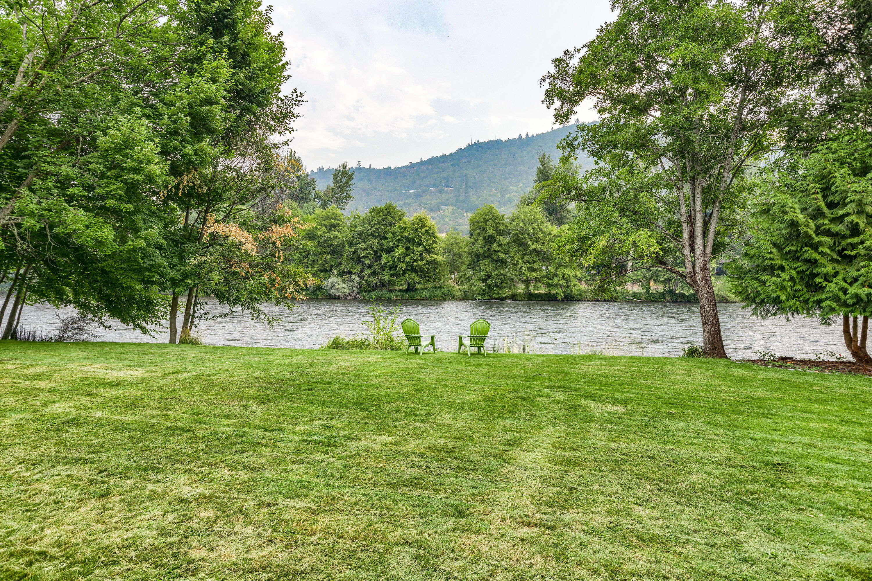 349 Rene Drive Shady Cove, OR 97539 - Photo 29 of 49 RD(24)