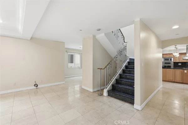 $6,700 | 233 South Irena Avenue, Unit 1, Redondo Beach, CA 90277