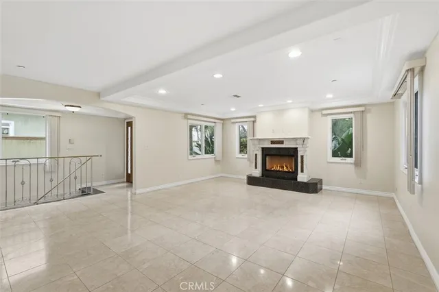 $7,600 | 233 South Irena Avenue, Unit 1, Redondo Beach, CA 90277