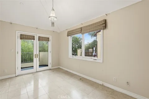 $7,600 | 233 South Irena Avenue, Unit 1, Redondo Beach, CA 90277