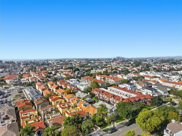 $6,700 | 233 South Irena Avenue, Unit 1, Redondo Beach, CA 90277
