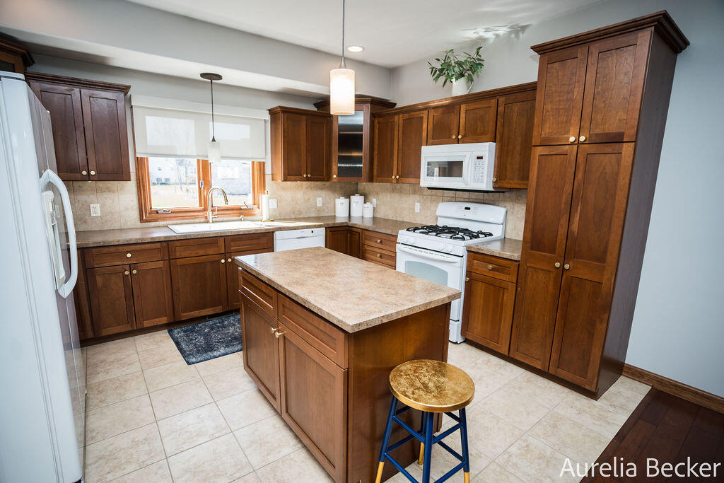3681 Jason Ridge Lane Southwest Grand Rapids, MI 49534 - Photo 15 of 57 DSC09425