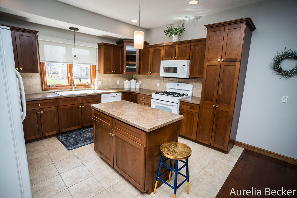 3681 Jason Ridge Lane Southwest Grand Rapids, MI 49534 - Photo 16 of 57 DSC09426