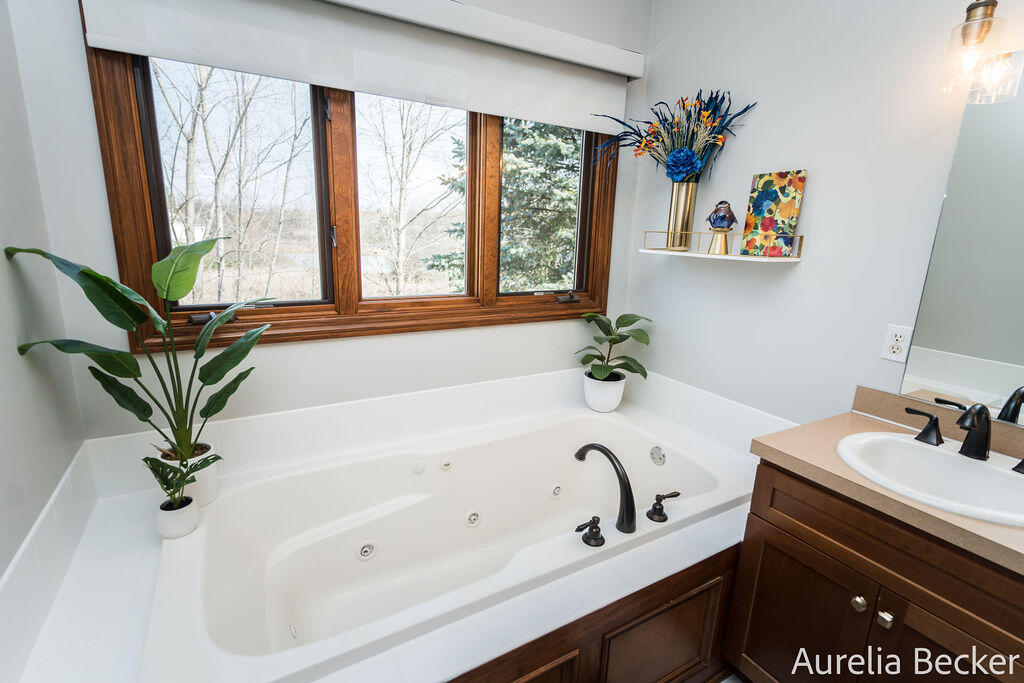 3681 Jason Ridge Lane Southwest Grand Rapids, MI 49534 - Photo 29 of 57 DSC09466