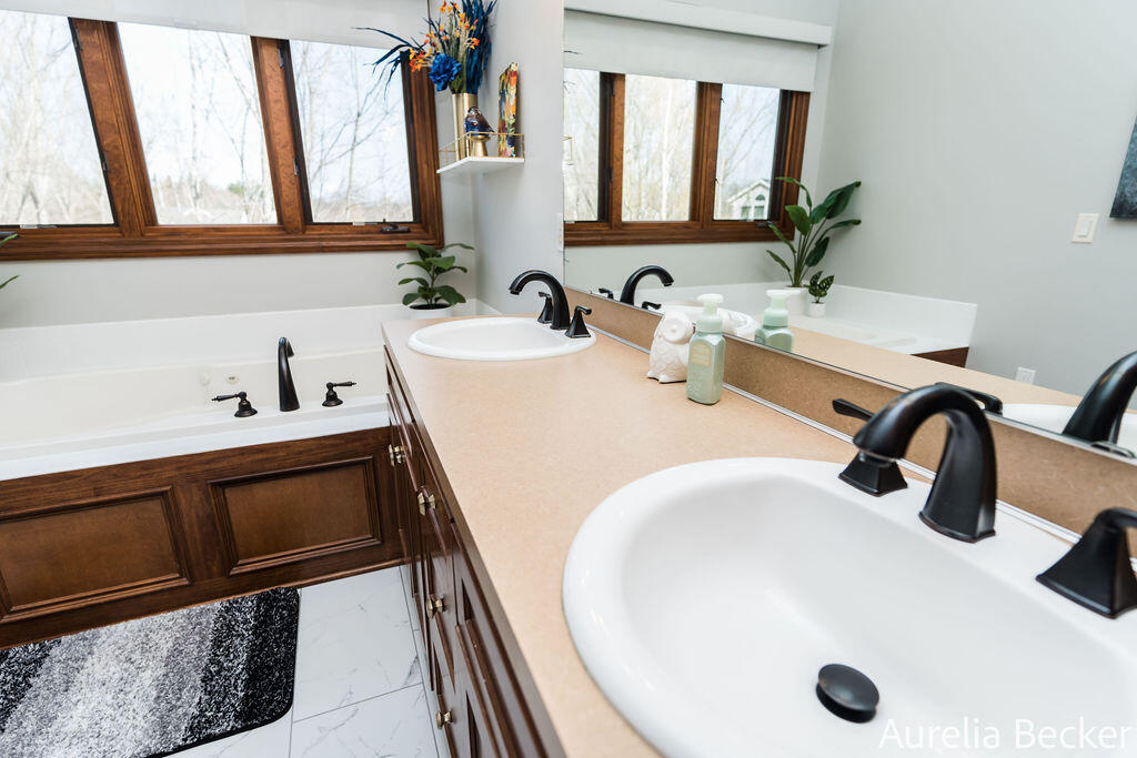 3681 Jason Ridge Lane Southwest Grand Rapids, MI 49534 - Photo 34 of 57 DSC09481