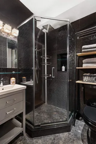 $1,395,000 | 229 West 97th Street, Unit 1E | Upper West Side