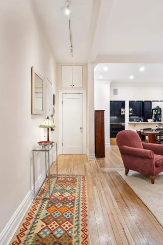 $1,395,000 | 229 West 97th Street, Unit 1E | Upper West Side
