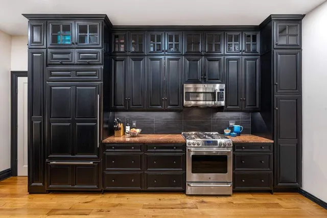 $1,395,000 | 229 West 97th Street, Unit 1E | Upper West Side