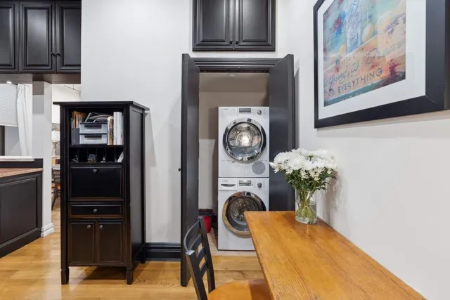 $1,395,000 | 229 West 97th Street, Unit 1E | Upper West Side