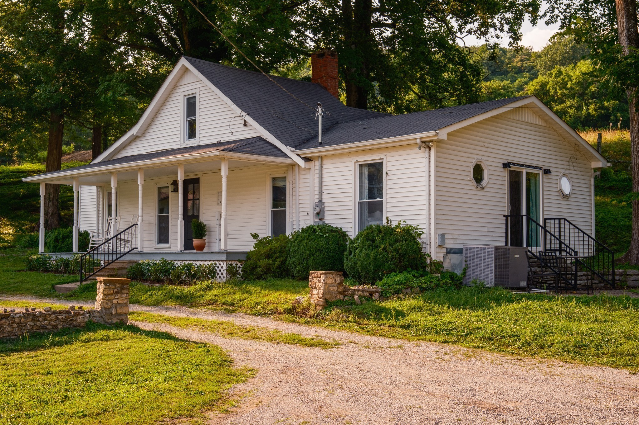 2405 Thompson Road Lewisburg, TN 37091 - Photo 45 of 71 a view of a yard in front of house