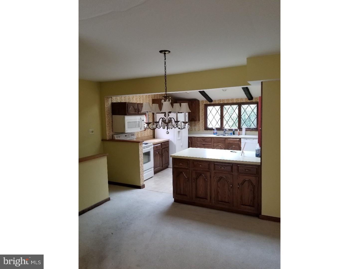 48 Stanford Road Cherry Hill, NJ 08034 - Photo 3 of 6