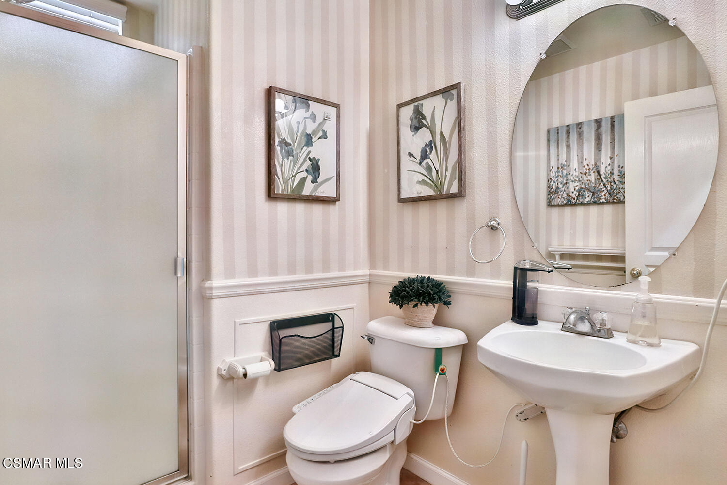149 Park Hill Road Simi Valley, CA 93065 - Photo 23 of 62 fGuest Bath1