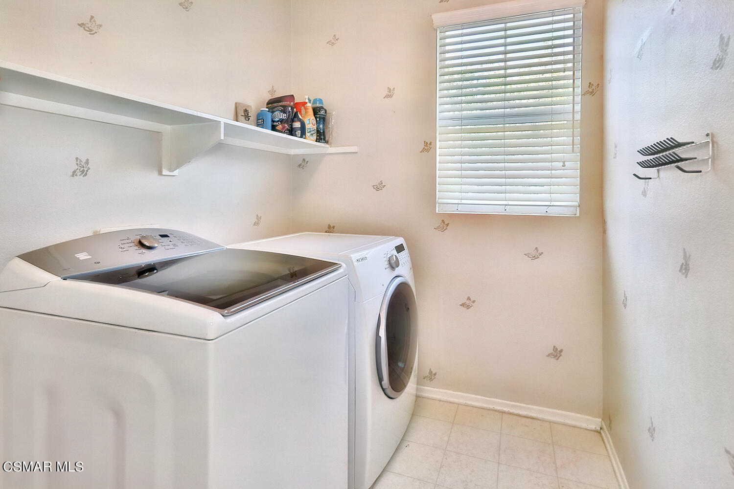 149 Park Hill Road Simi Valley, CA 93065 - Photo 33 of 62 jLaundry