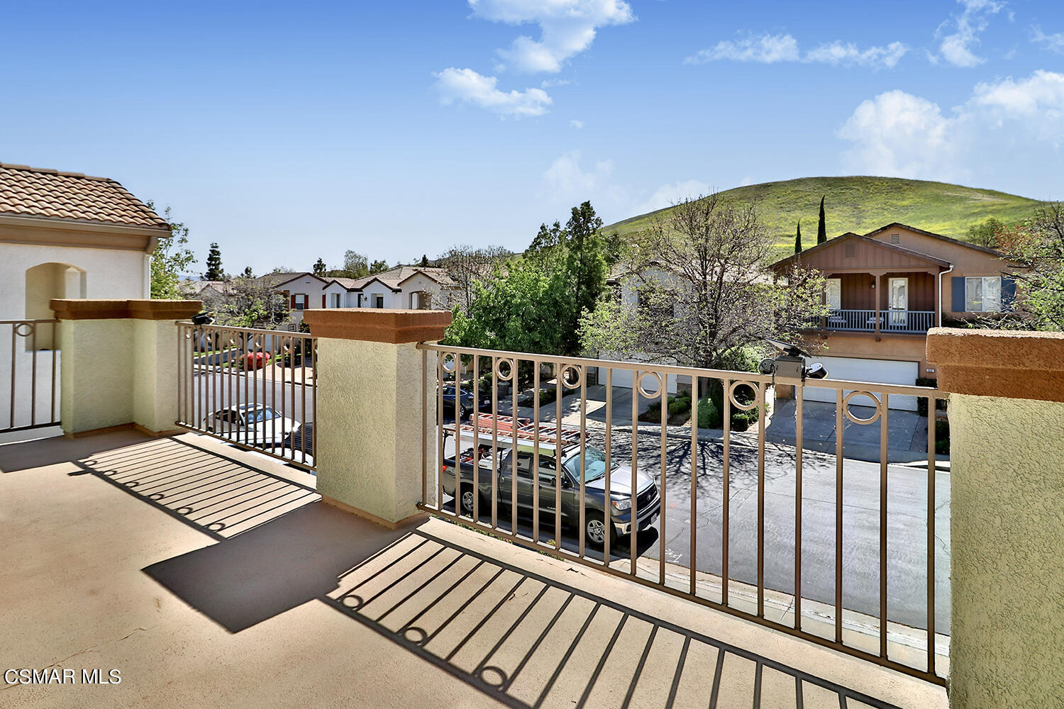 149 Park Hill Road Simi Valley, CA 93065 - Photo 49 of 62 nBalcony1