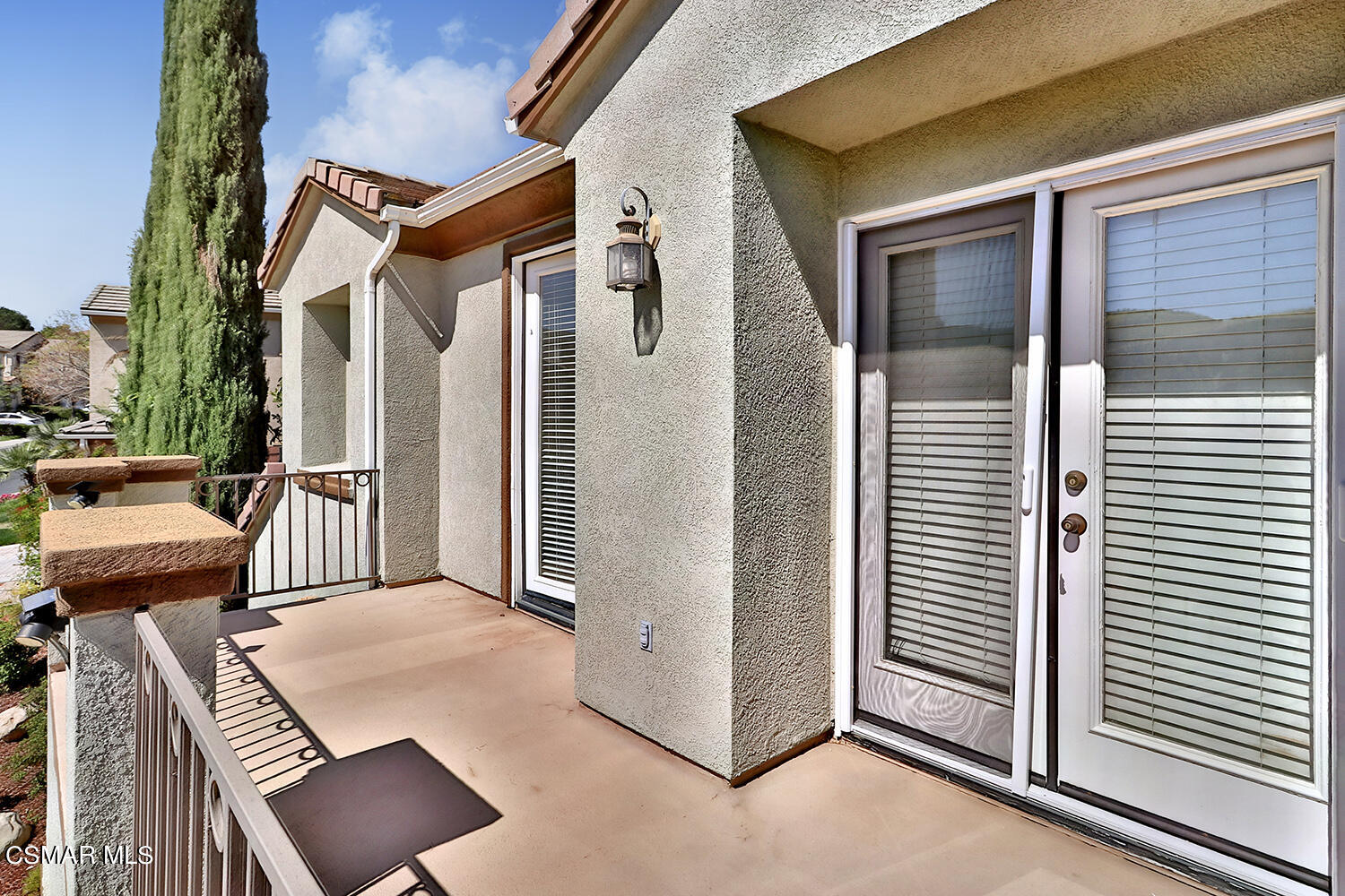 149 Park Hill Road Simi Valley, CA 93065 - Photo 51 of 62 nBalcony3