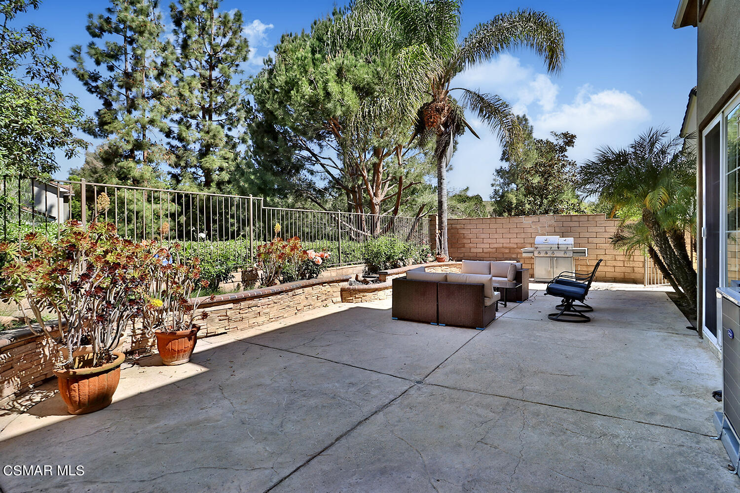 149 Park Hill Road Simi Valley, CA 93065 - Photo 53 of 62 oBackyard2