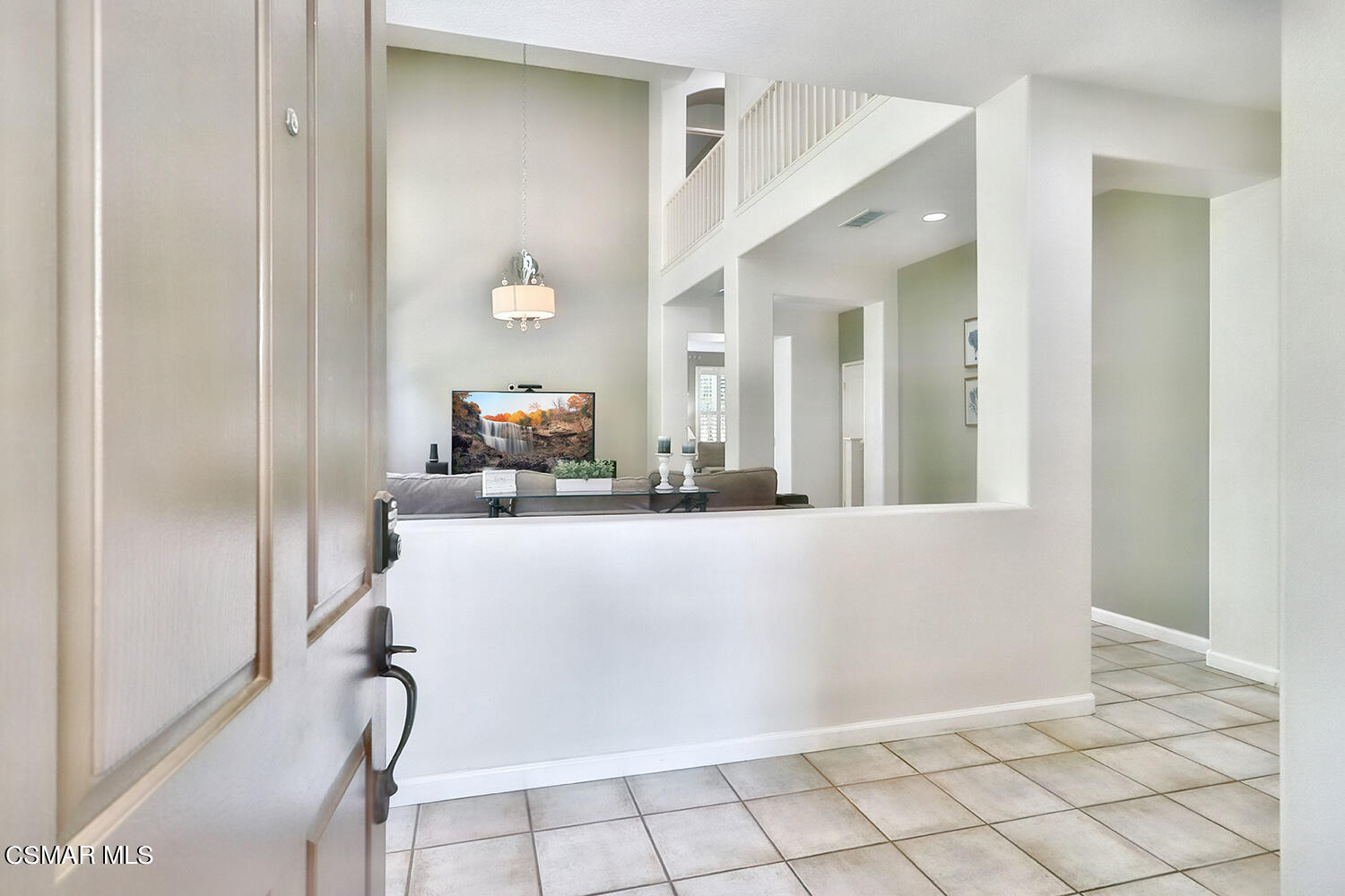 149 Park Hill Road Simi Valley, CA 93065 - Photo 6 of 62 aFront and Entry7