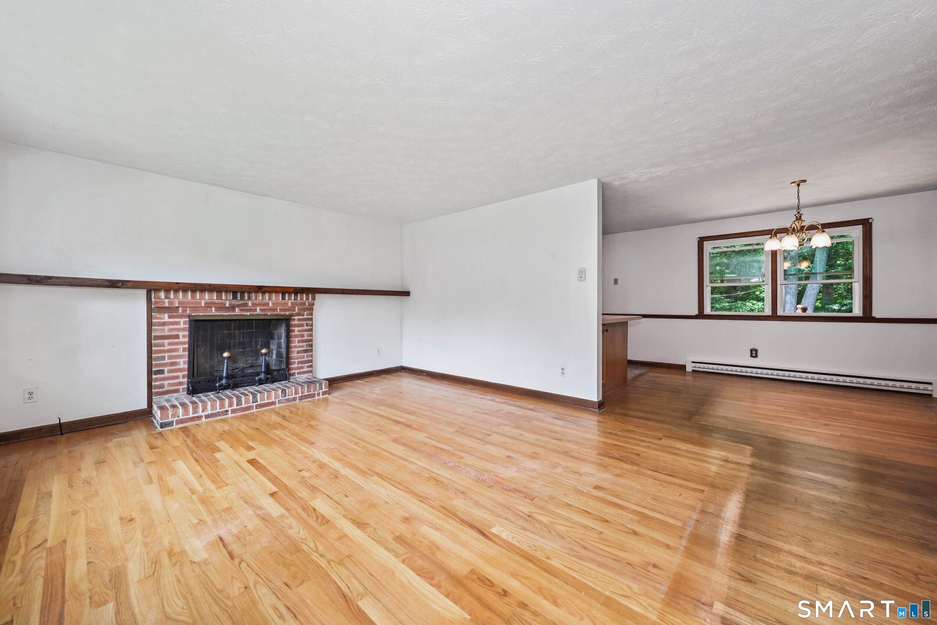 43 Rocco Drive Wolcott, CT 06716 - Photo 8 of 34