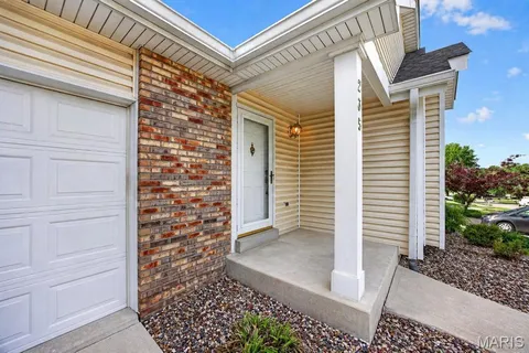 $325,000 | 235 Birmingham Drive, O'Fallon, MO 63366