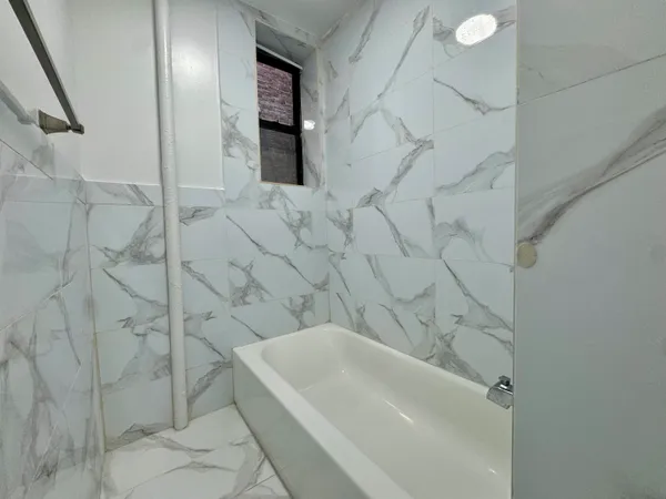 $1,775 | 124 74th Street, Unit 2, North Bergen, NJ 07047