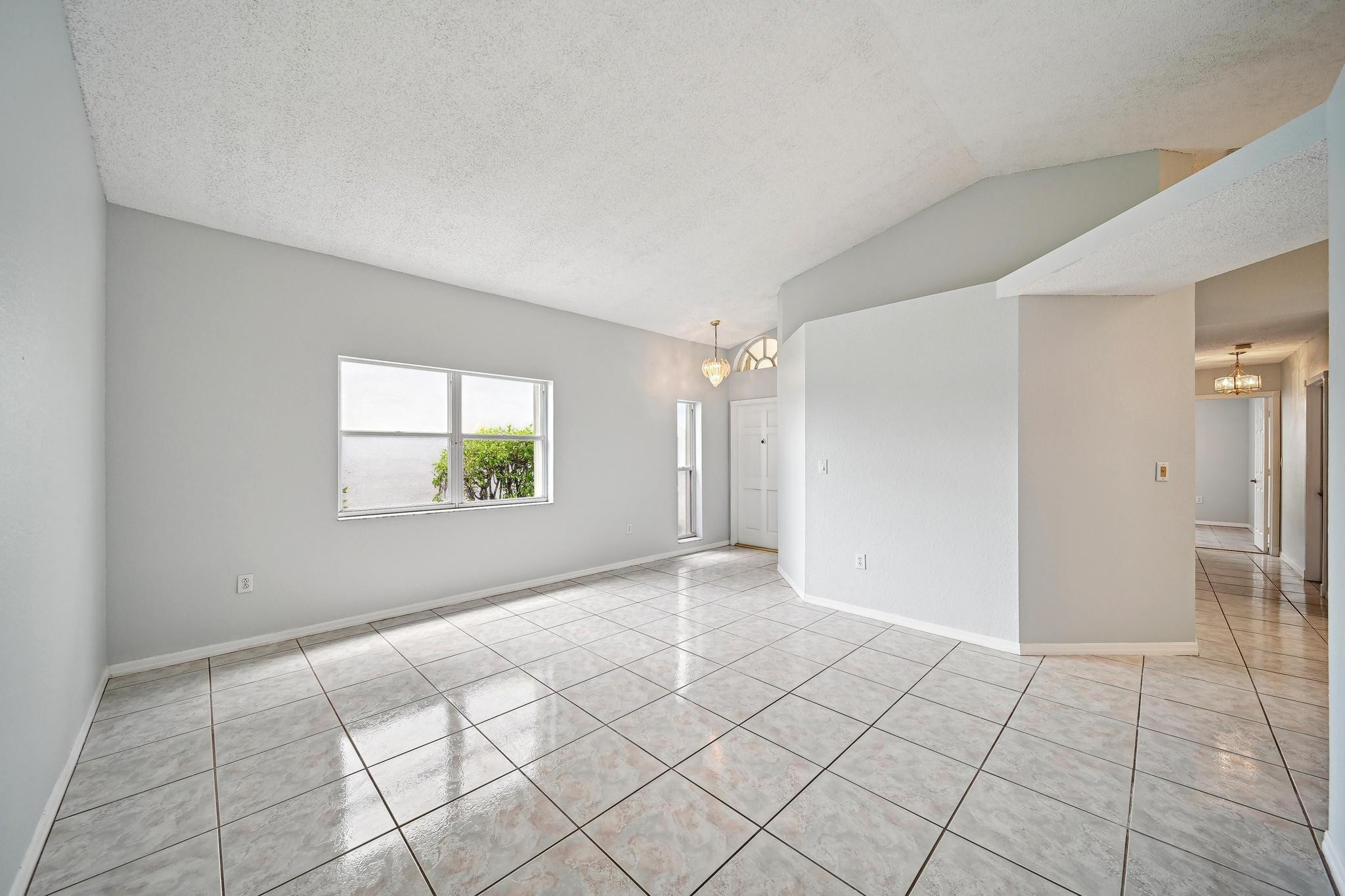 443 Lakeside Circle Fort Lauderdale, FL 33326 - Photo 6 of 17 Photo 6