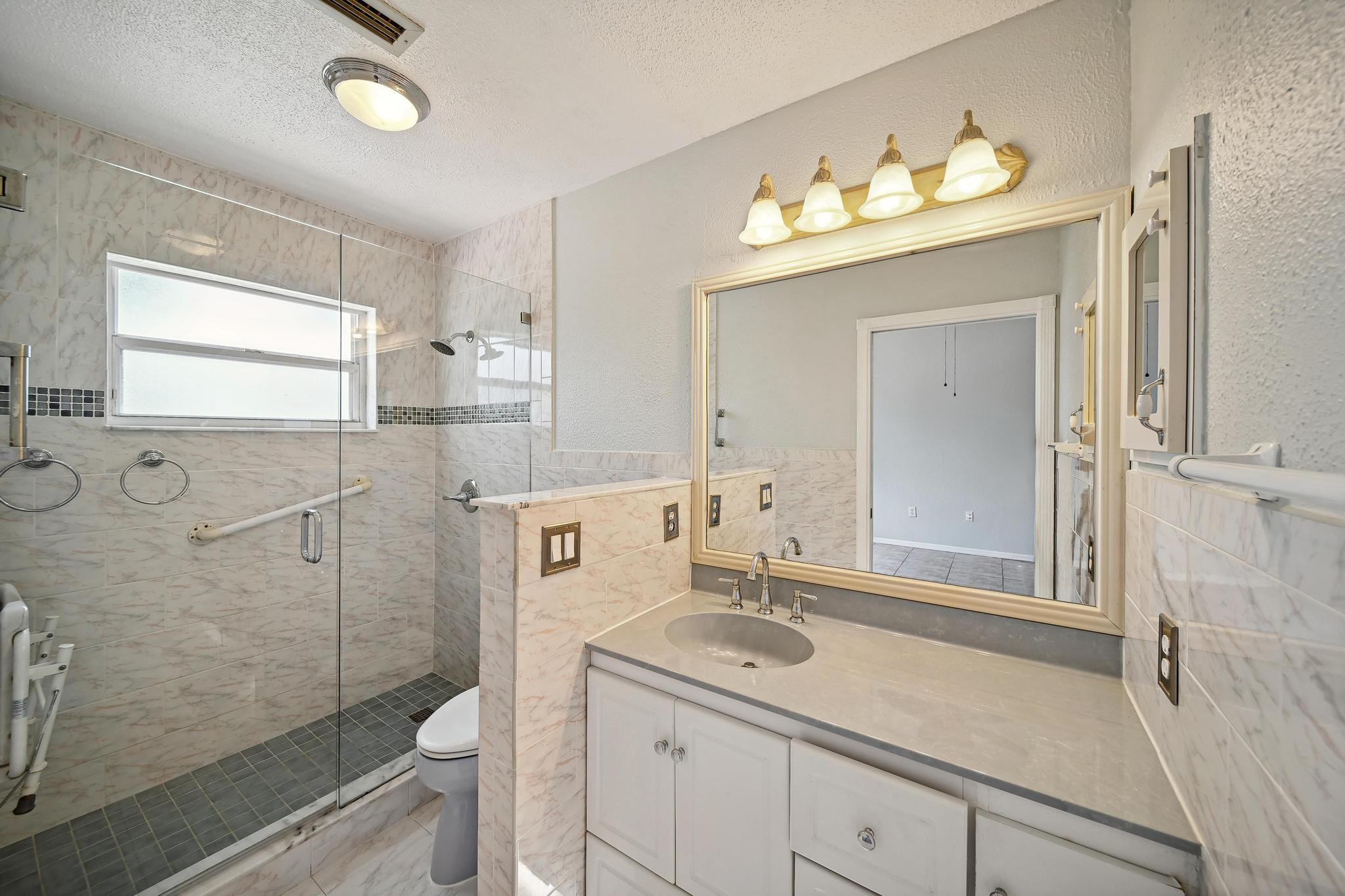 443 Lakeside Circle Fort Lauderdale, FL 33326 - Photo 7 of 17 Photo 7