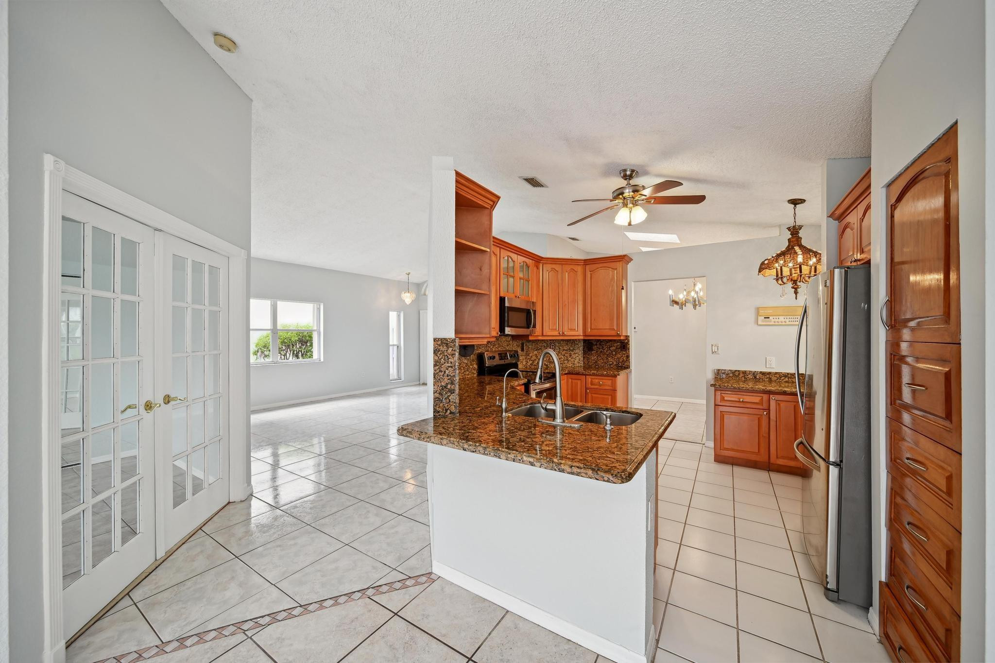 443 Lakeside Circle Fort Lauderdale, FL 33326 - Photo 10 of 17 Photo 10