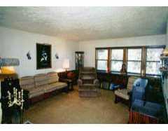 8214 Mentor Road Elizabeth, PA 15037 - Photo 3 of 5 Gallery Image 3