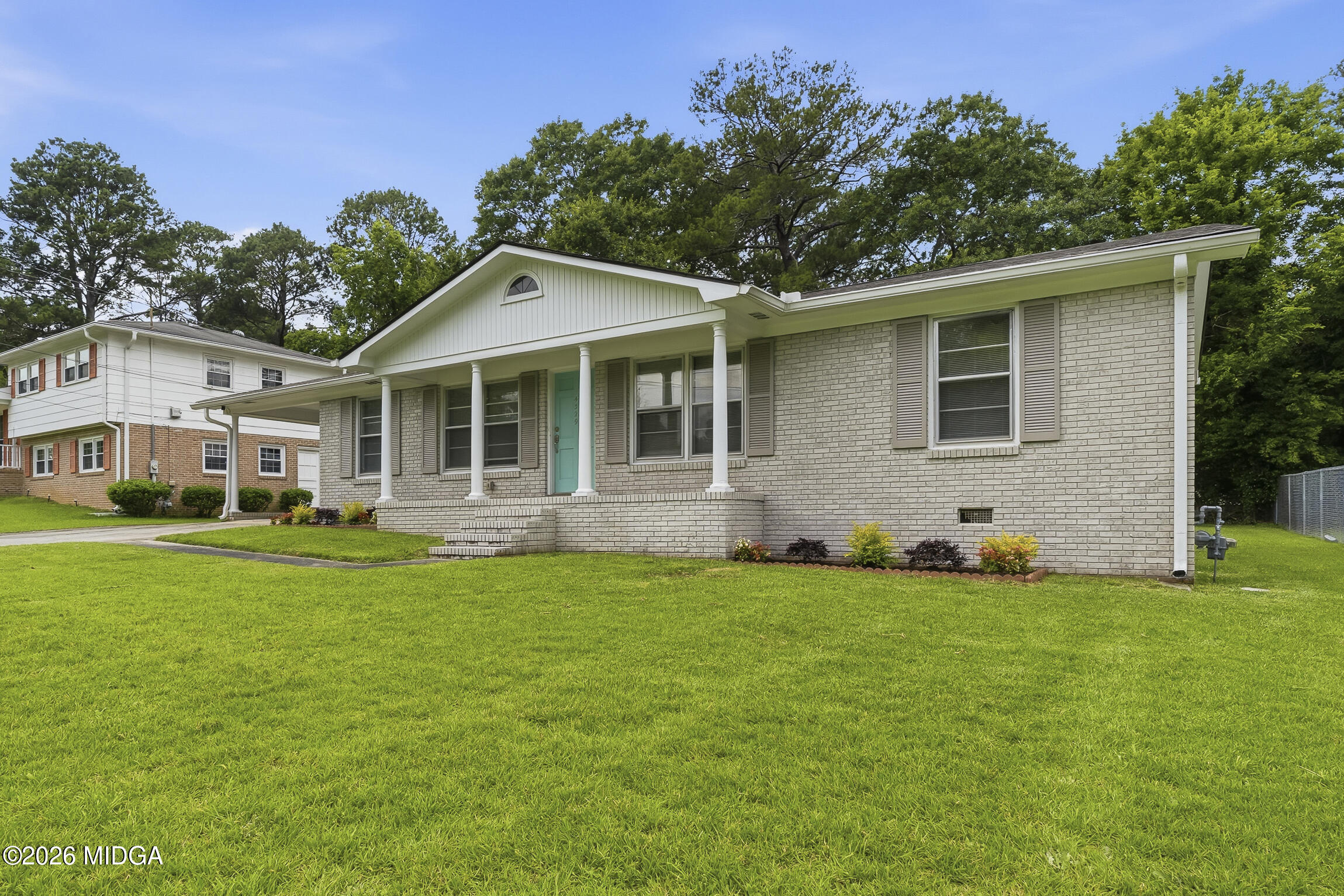 4329 Essex Road Macon, GA 31206 - Photo 3 of 38 4329 Essex Rd-08342