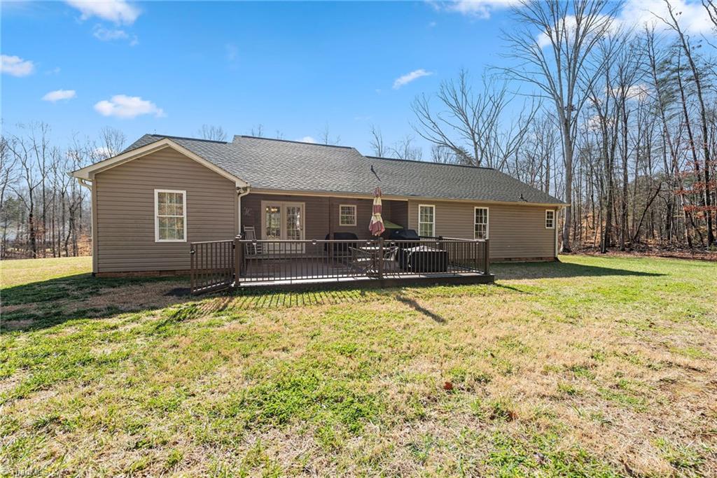 155 Artesian Road Reidsville, NC 27320 - Photo 4 of 36 Gallery Image 4