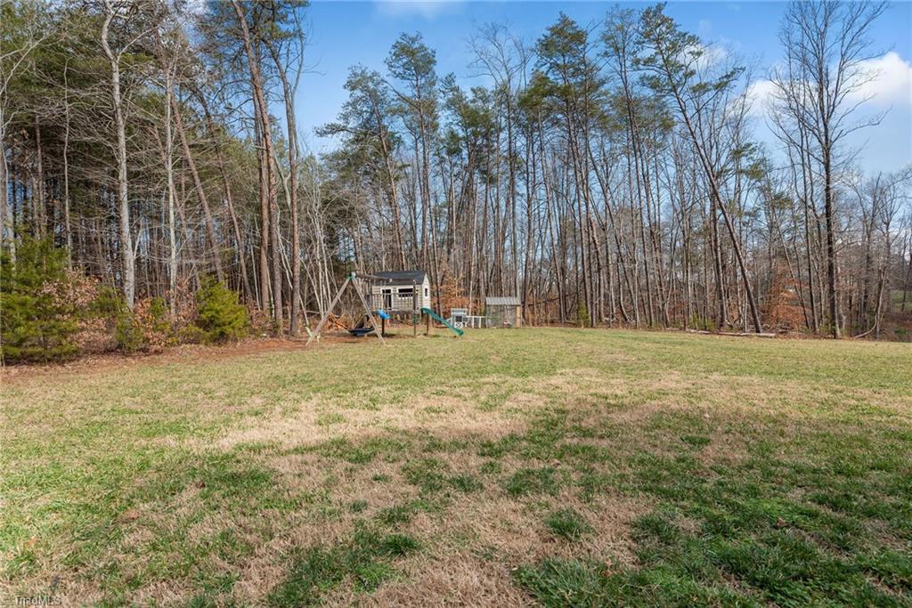 155 Artesian Road Reidsville, NC 27320 - Photo 7 of 36 Gallery Image 7