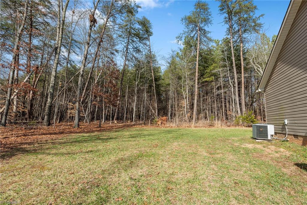155 Artesian Road Reidsville, NC 27320 - Photo 8 of 36 Gallery Image 8