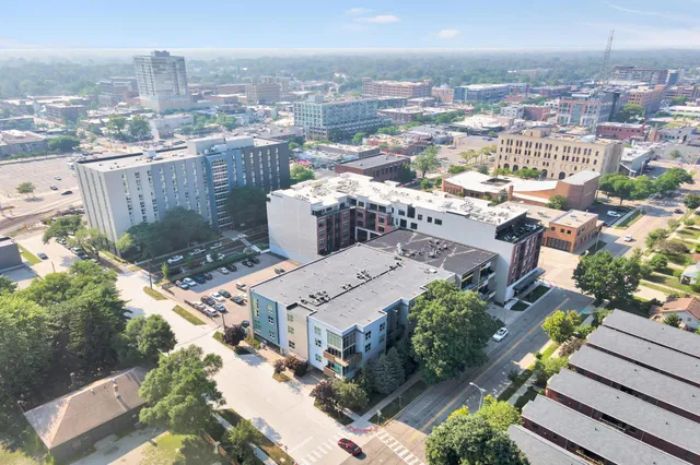 $325,000 | 614 South Troy Street, Unit 109, Royal Oak, MI 48067