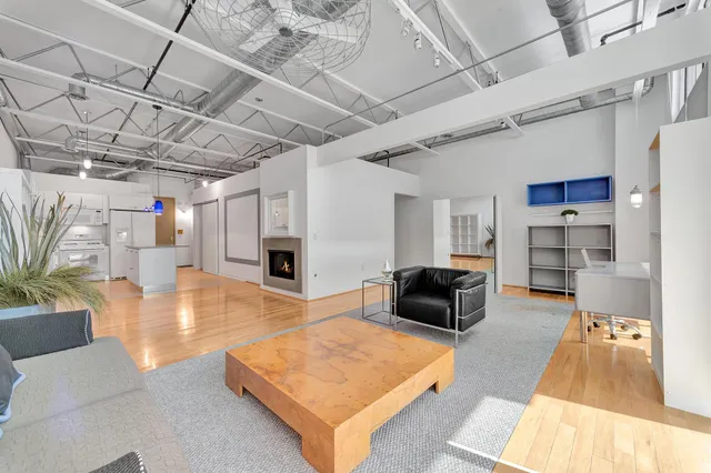 $325,000 | 614 South Troy Street, Unit 109, Royal Oak, MI 48067