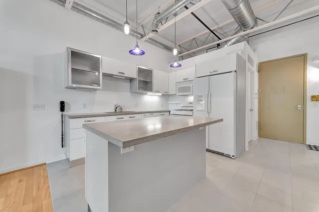 $325,000 | 614 South Troy Street, Unit 109, Royal Oak, MI 48067