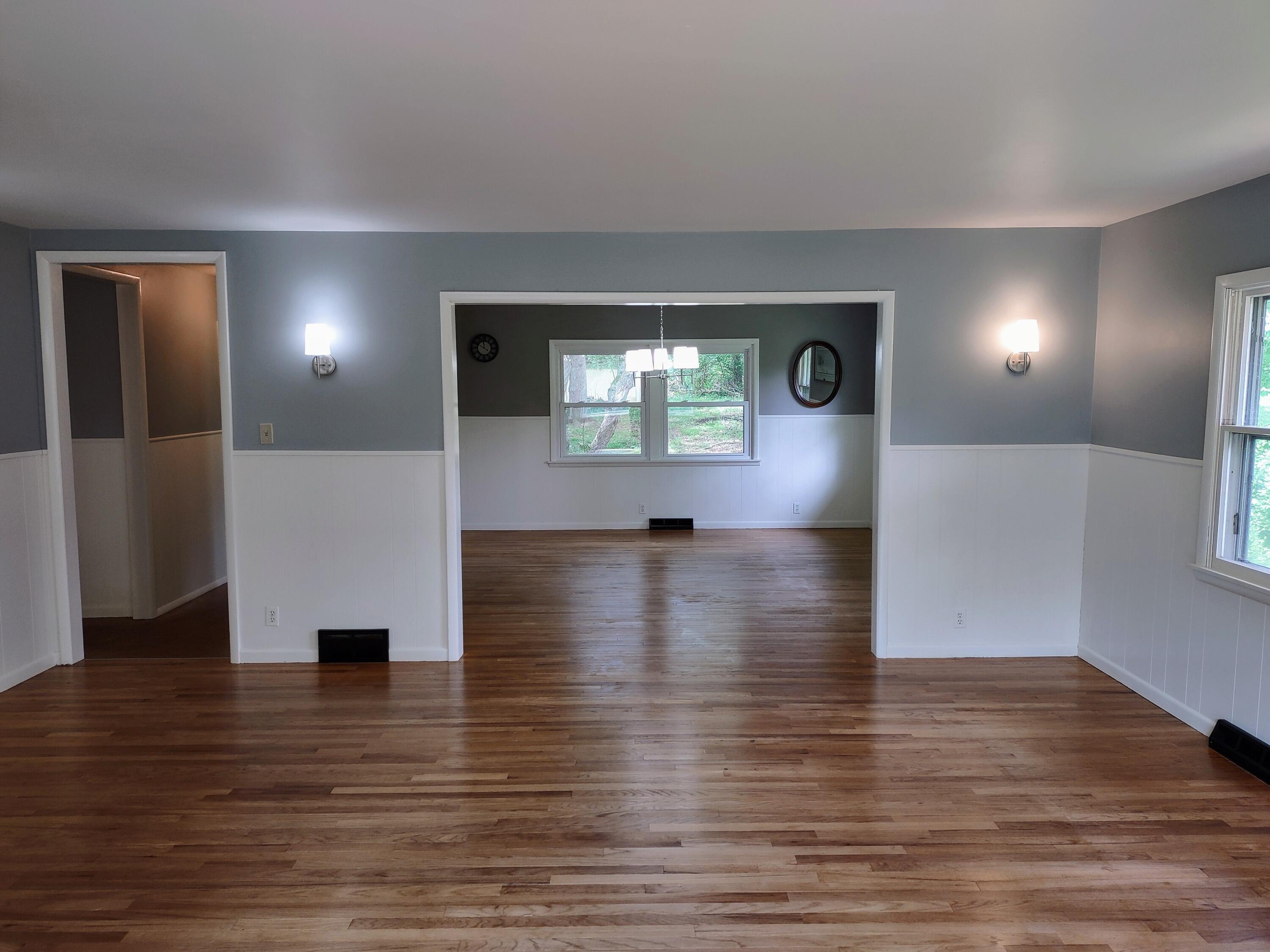 420 North Philip Road Niles, MI 49120 - Photo 3 of 28 IMG_20220522_115223655