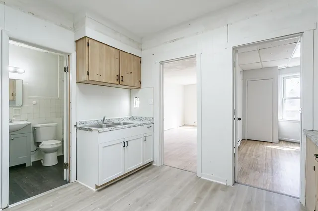 $1,000 | 85 Mapledale Street, Rochester, NY 14609