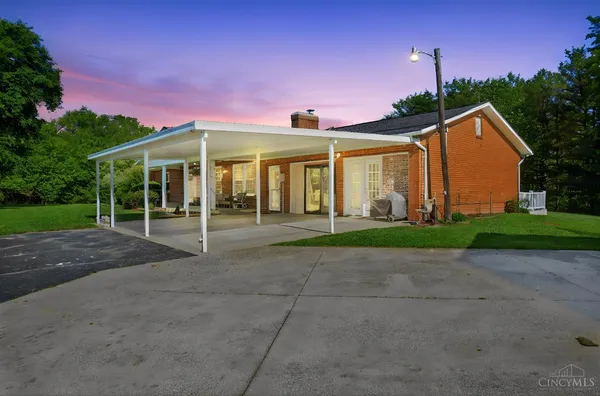 $400,000 | 7752 Highway 505, Hamersville, OH 45130