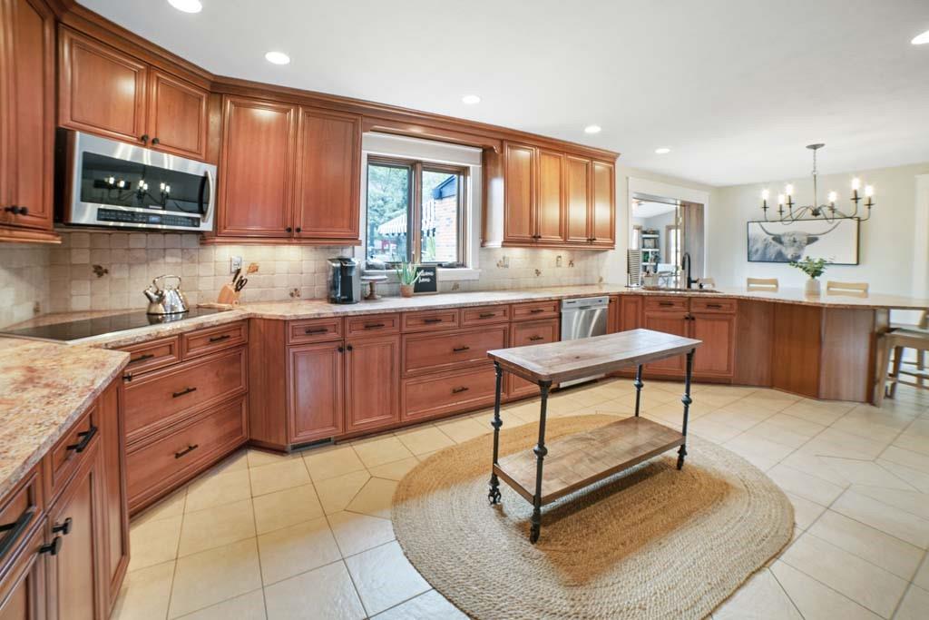 250 Overbrook Road Valencia, PA 16059 - Photo 4 of 20 Gallery Image 4