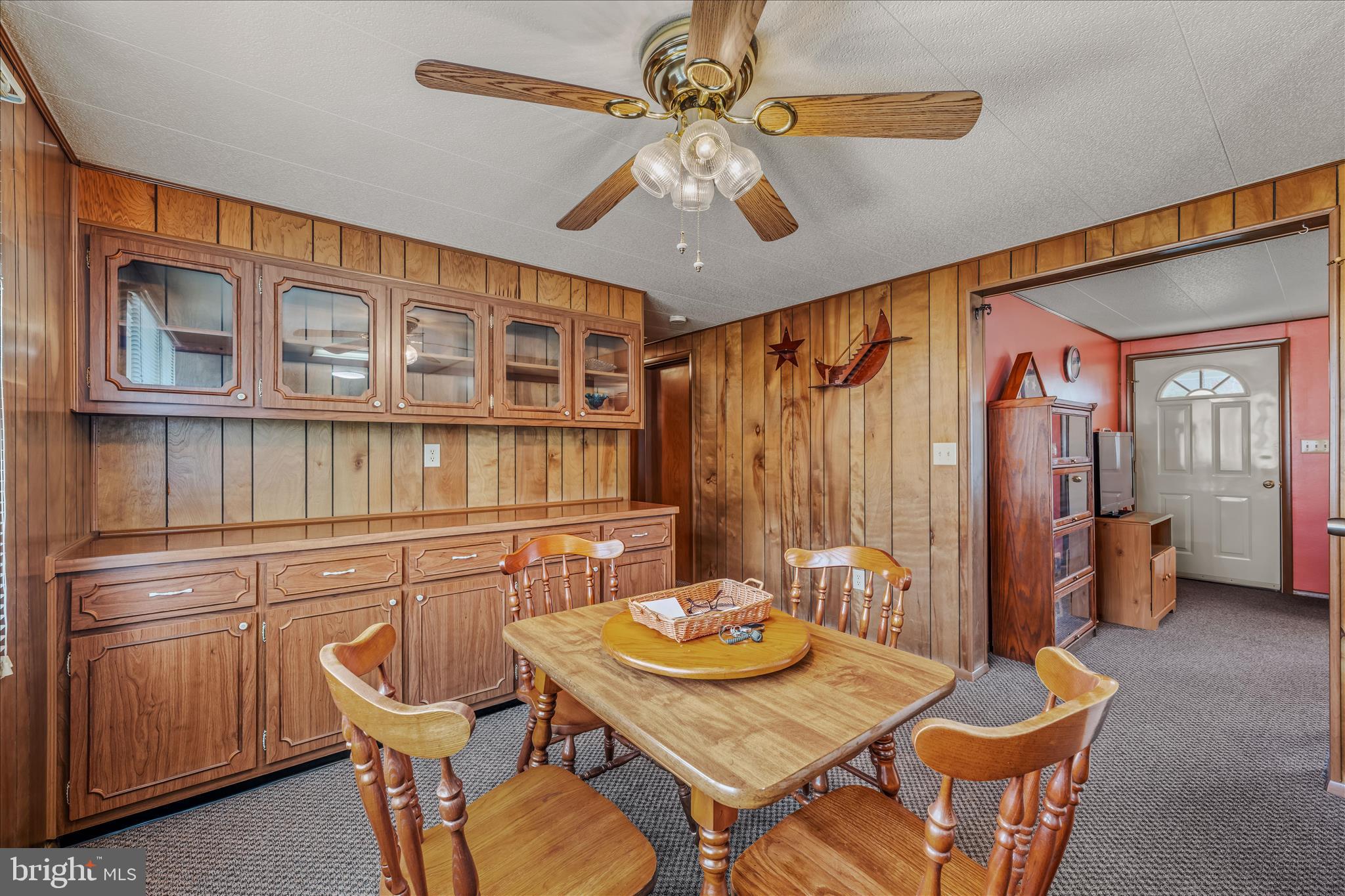 28 Gray Ridge Lane Berkeley Springs, WV 25411 - Photo 11 of 46 a dining room with furniture and window
