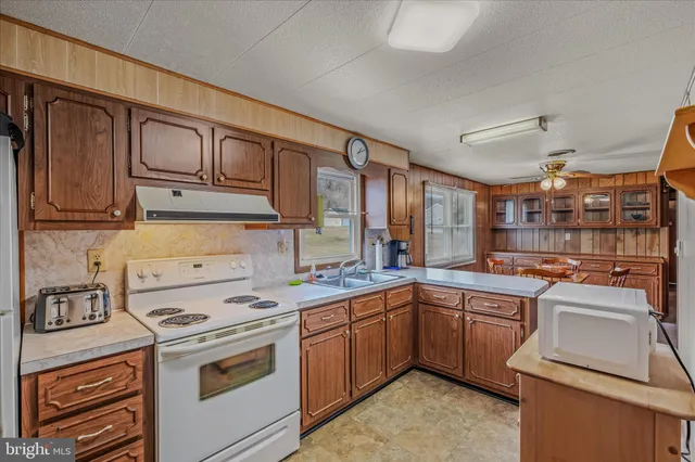 $259,000 | 28 Gray Ridge Lane, Berkeley Springs, WV 25411