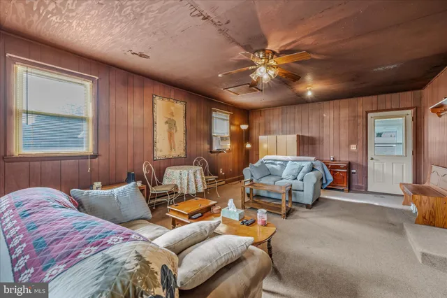 $259,000 | 28 Gray Ridge Lane, Berkeley Springs, WV 25411