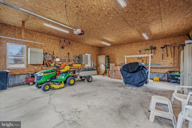 $259,000 | 28 Gray Ridge Lane, Berkeley Springs, WV 25411