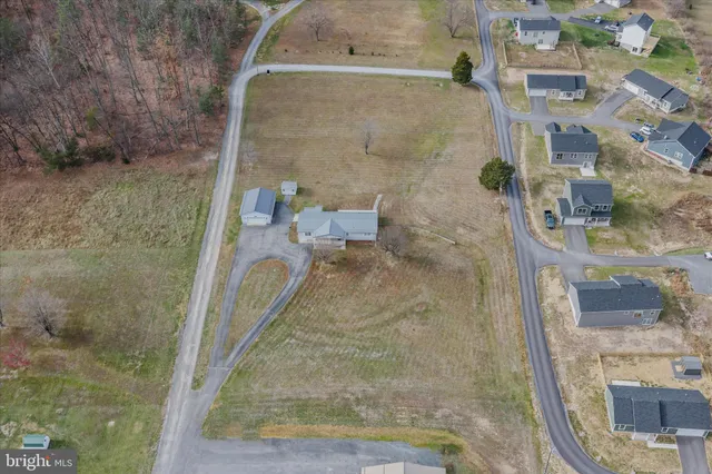 $259,000 | 28 Gray Ridge Lane, Berkeley Springs, WV 25411