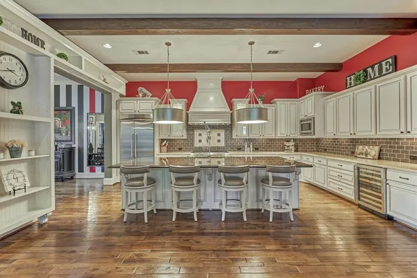$2,400,000 | 2731 Lake Front Circle, The Woodlands, TX 77380
