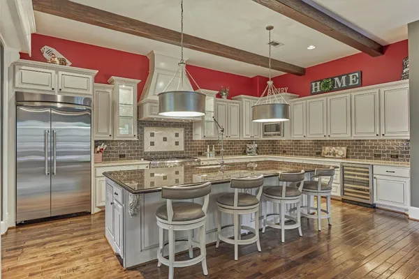 $2,400,000 | 2731 Lake Front Circle, The Woodlands, TX 77380