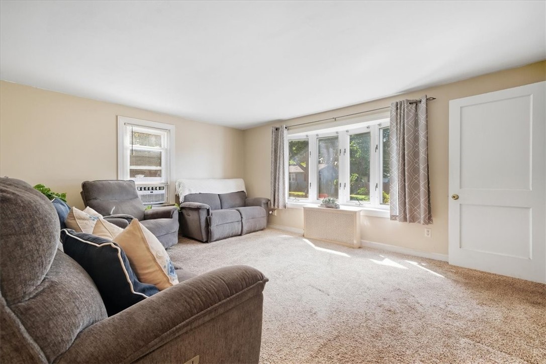 20 Horse Neck Road Warwick, RI 02889 - Photo 17 of 38 Gallery Image 17