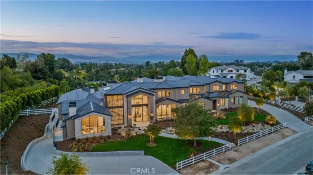 $30,900,000 | 24105 Hidden Ridge Road, Hidden Hills, CA 91302