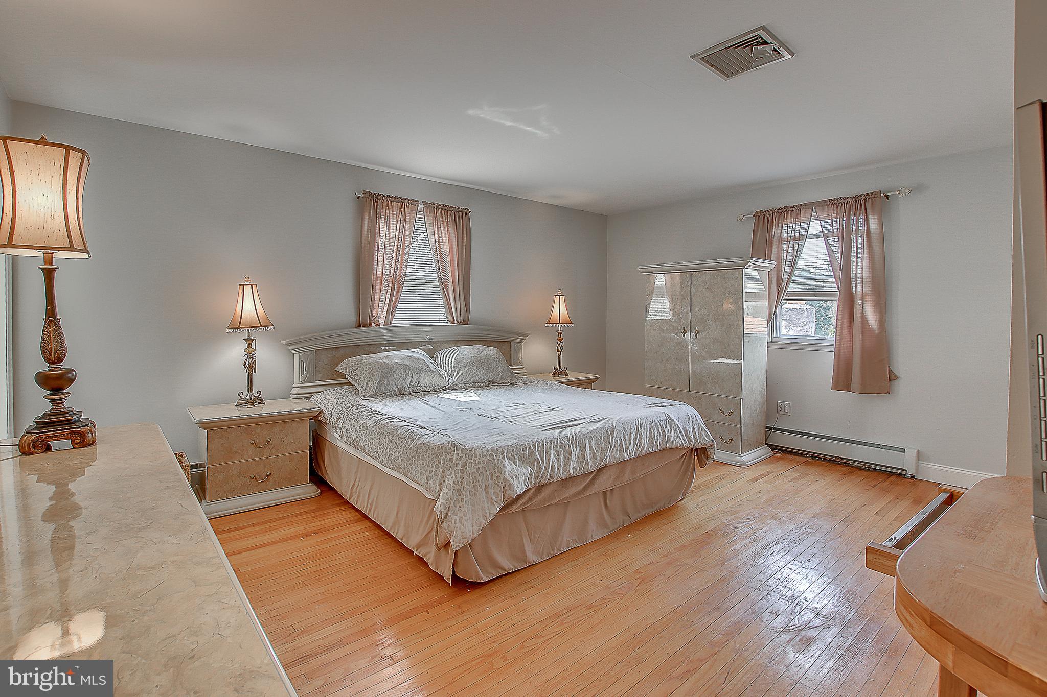 1103 Lavera Road Warminster, PA 18974 - Photo 24 of 35 Gallery Image 24